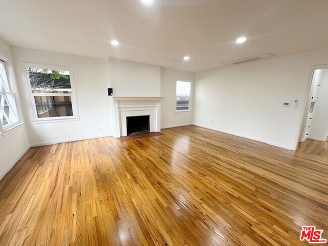 Photo - 2416 Boone Ave
