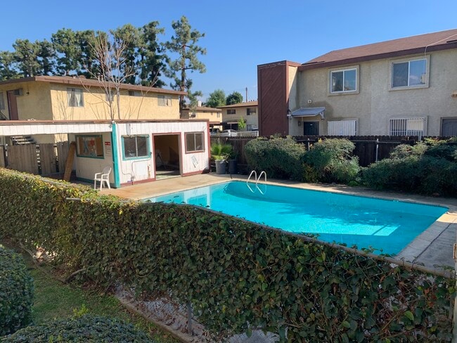 Photo - 11827 Ferris Rd Condo Unit I