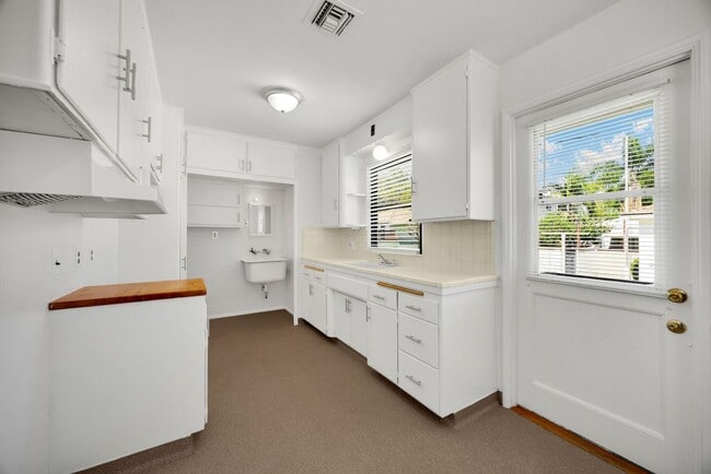 Photo - Adorable 2 Bed / 1 Bath Home In Pico Rivera near Birney Tech Academy