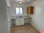 Photo - 652 E 74th St Apartment