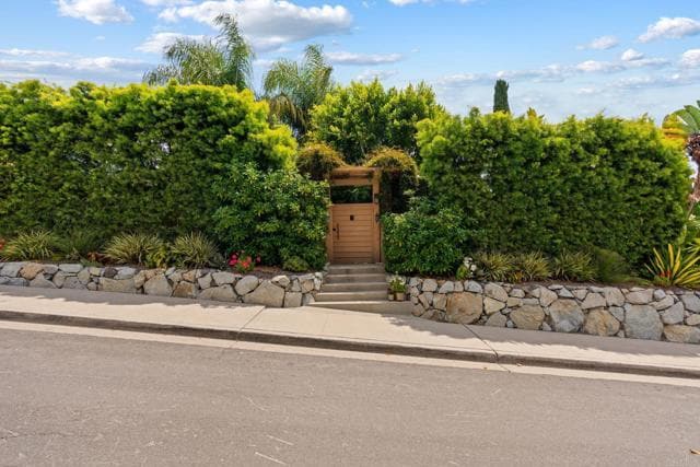 Building Photo - 2066 Steiger Ln