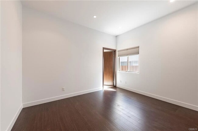 Photo - 15053 Greenleaf St