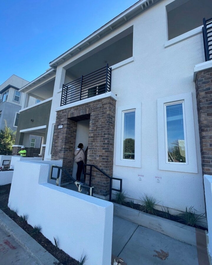 Photo - 1602 W Cameron Ave