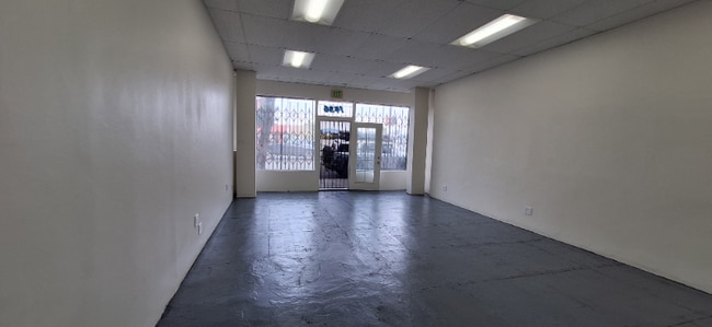 Photo - 1436 W Martin Luther King Jr Blvd