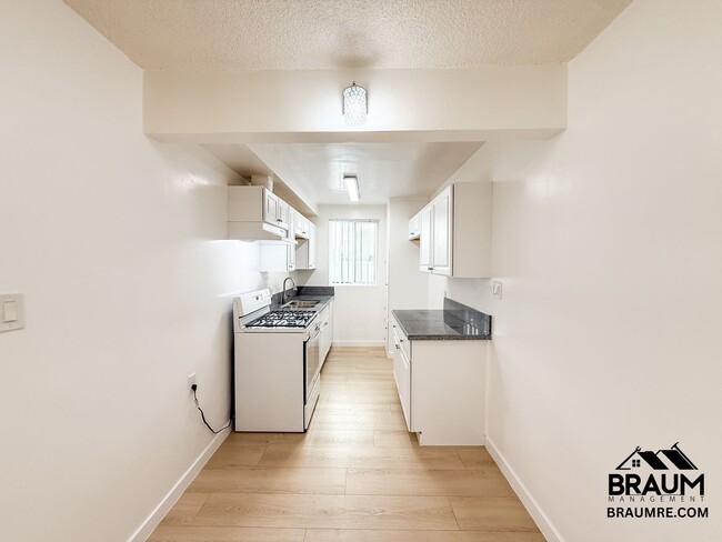 Photo - 2043 S Bedford St Unit 2