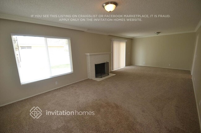 Photo - 615 N Sycamore Ave