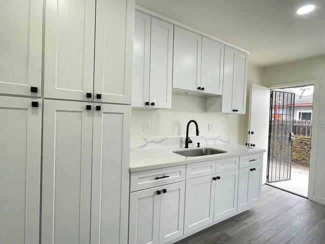 Photo - 540 N 4th St Unit 542.5