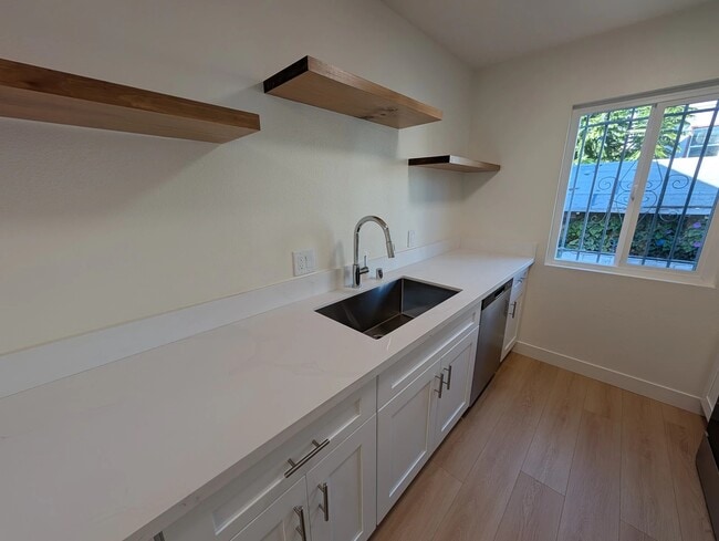 Photo - 3900 1st St Unit 3