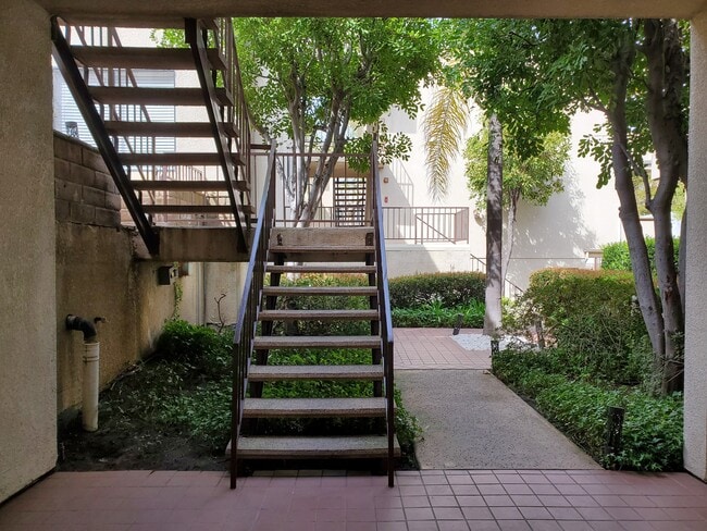 Photo - 10815 Hesby St Unit 111