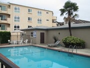 Photo - 11933 W Magnolia Blvd Apartments Unit 1