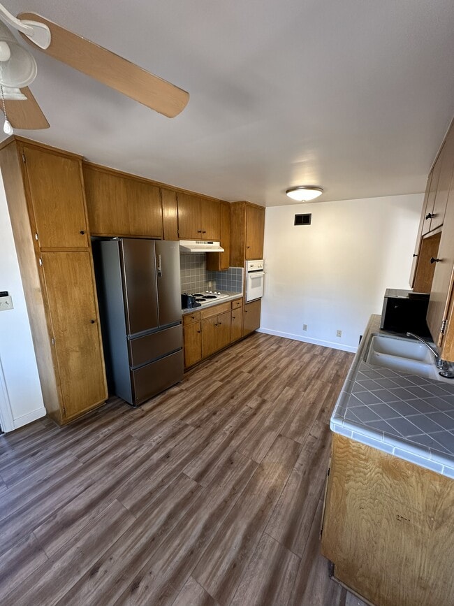 Photo - 1160 Chestnut St Unit 1160