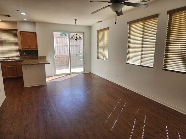 Photo - 25176 Crest Haven St