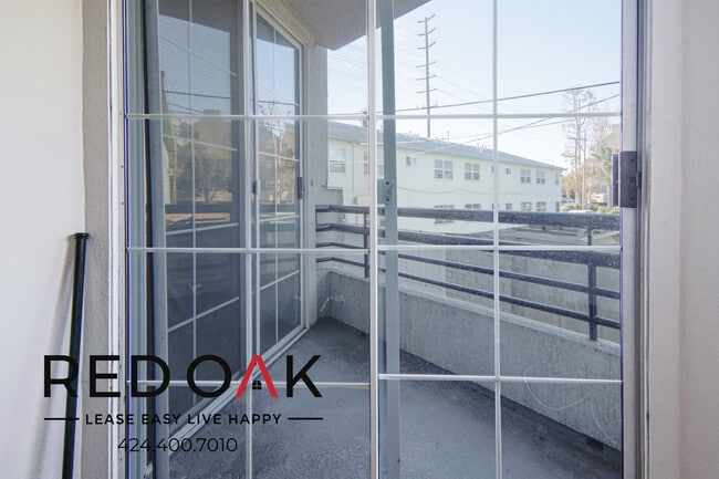 Photo - 4320 S Centinela Ave Unit 104