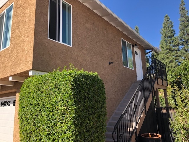 Separate Entrance - 5810 Dovetail Dr Unit A