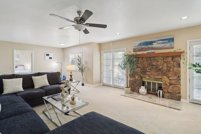 Photo - 2908 Lakemont Dr Apartment Unit ID1283126P