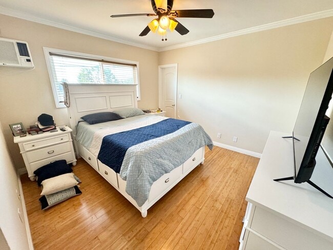 Photo - 10876 Palms Blvd Unit 09