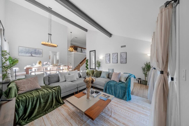 Building Photo - 9737 Benavente Pl Rental