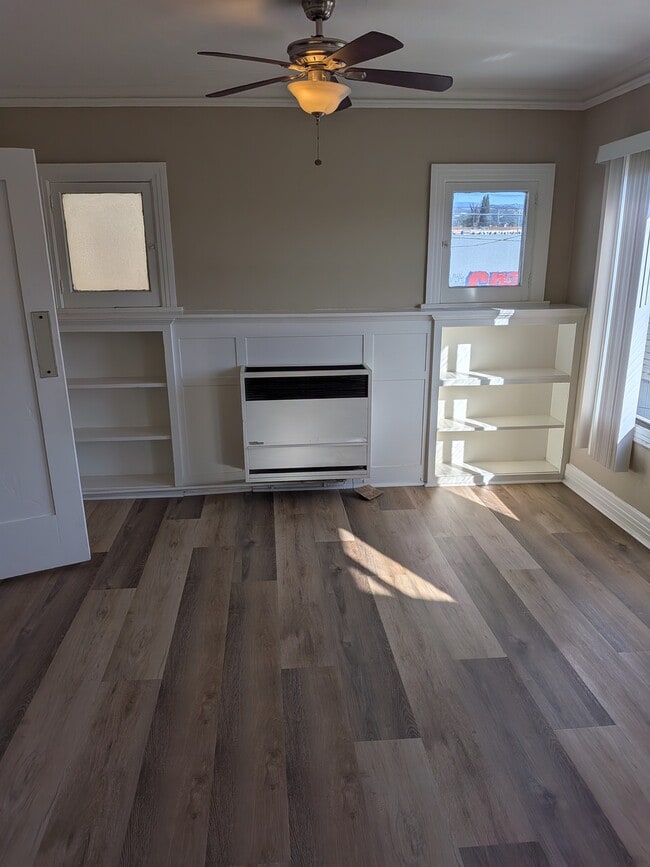 Photo - 1055 N Ardmore Ave