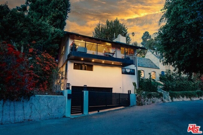 Photo - 8297 Presson Pl