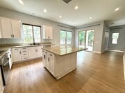 Photo - Beautiful 4Bd/3Ba Spacious Home in Costa M...
