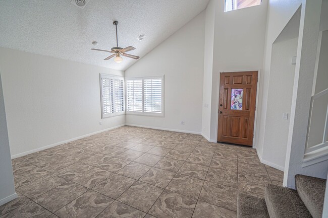 Photo - Spacious 4-Bedroom Home with Solar, Pool & Spa in Lancaster!
