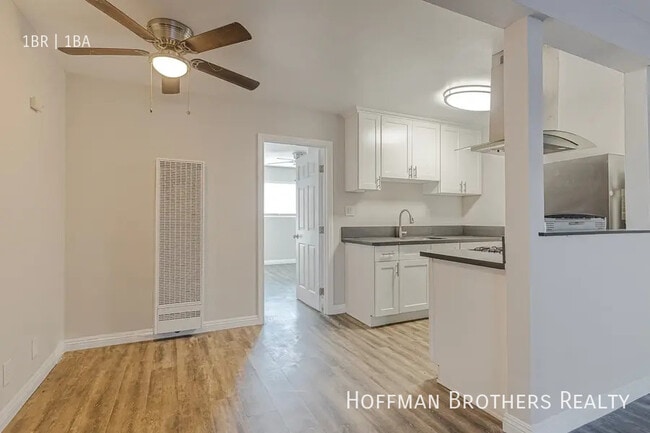 Building Photo - 1495 N Peterson Ave Unit 3