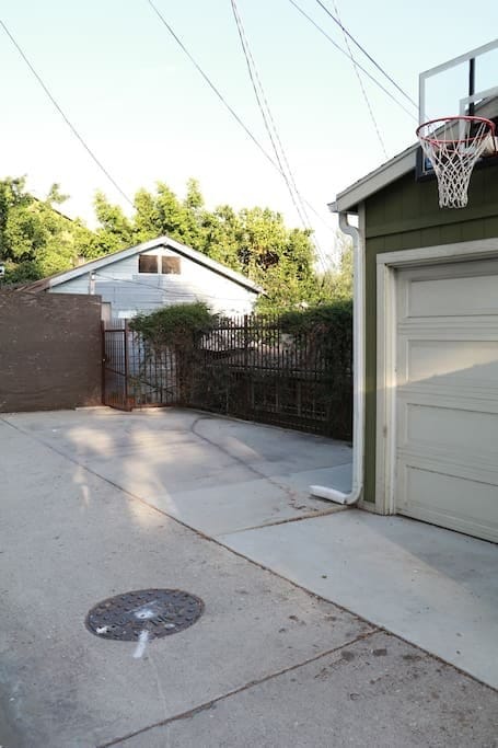 Photo - 3339 W 27th St