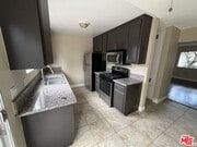 Photo - 6233 N Clybourn Ave