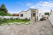 Photo - 2911 S Rimpau Blvd