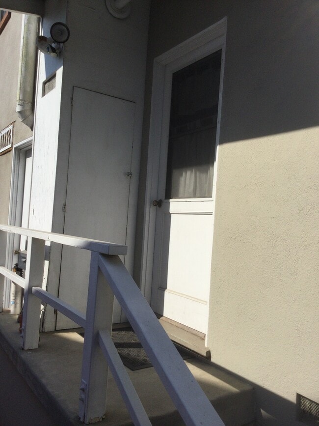 Photo - 1211 Tennyson St