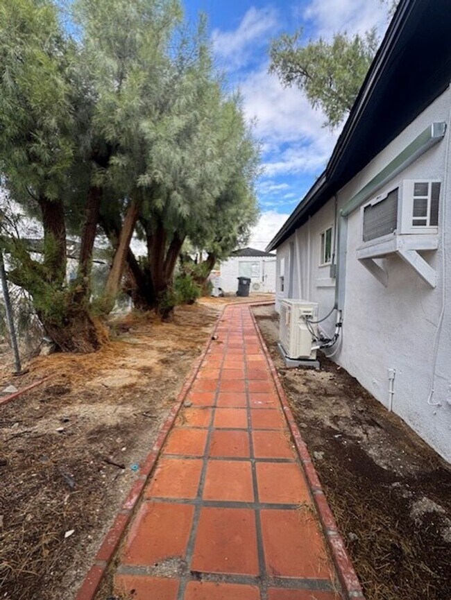 Photo - DHS6348 Unit 01