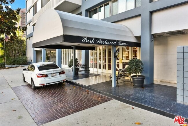 Photo - 969 Hilgard Ave Unit 1205