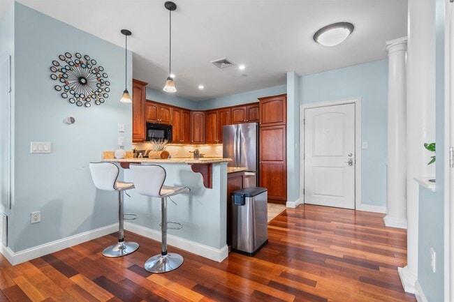 Photo - 1227 N Formosa Ave