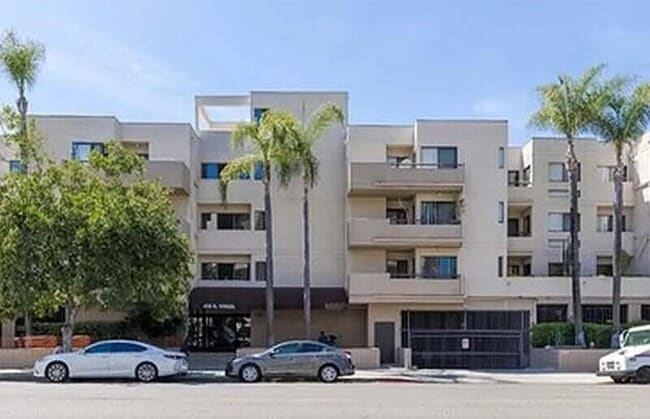 Building Photo - 435 S Virgil Ave Unit APT 106