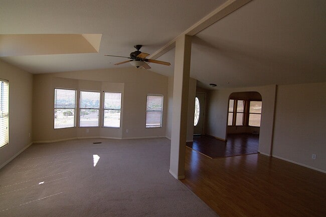 Photo - 35850 Via Famero Dr