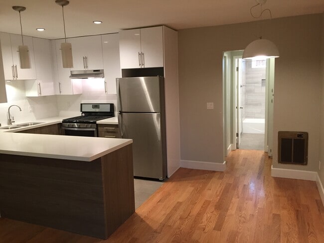 Photo - 4443 Clayton Ave Unit 6