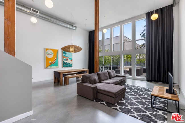 Photo - 4215 Glencoe Ave Unit 125