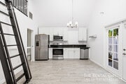 Photo - 8424 4th St