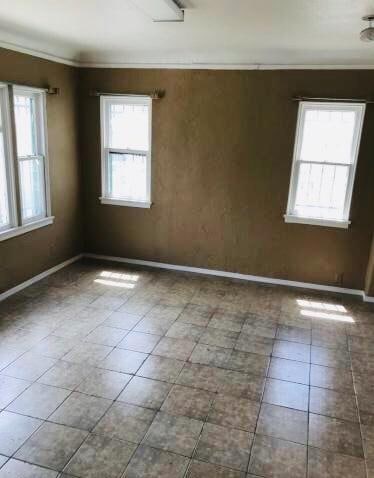 Photo - 105 N Centre St