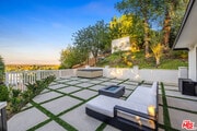 Photo - 16725 Oak View Dr House