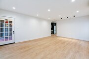 Photo - 345 N Heliotrope Dr Unit 345