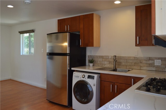 Building Photo - 20624 Kittridge St Rental