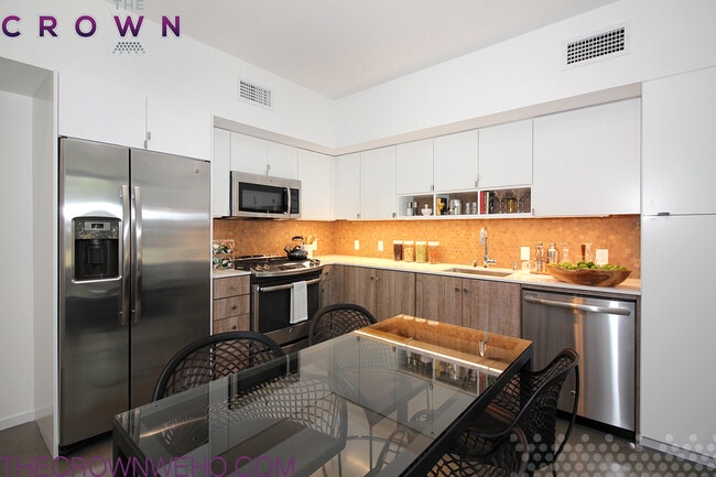 Photo - Crown Apartments