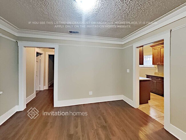 Photo - 3874 2nd Ave