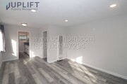Photo - Swift Ave (4233-4239) Unit 4233