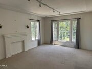 Photo - 917 Indiana Ave