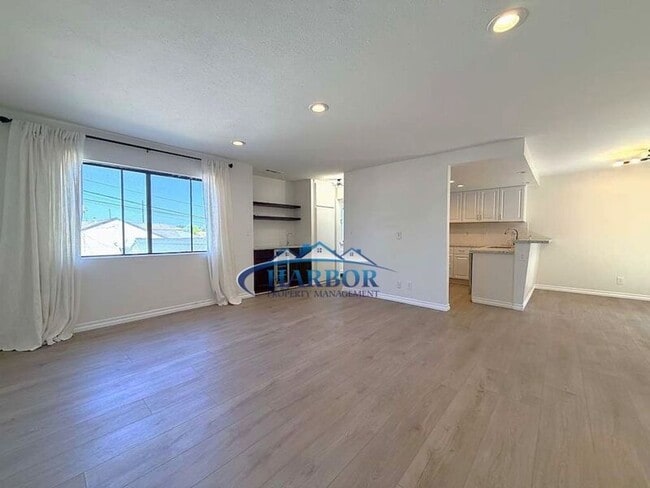 Photo - 1015 W 159th St Unit #13
