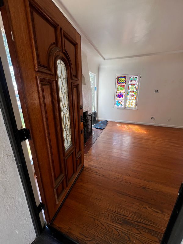 Photo - 484 W 25th St