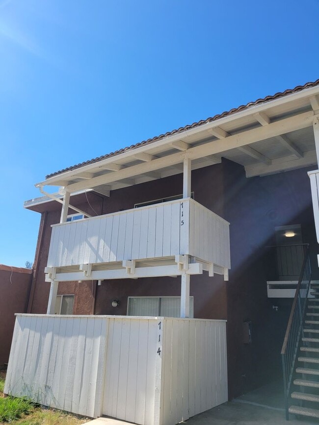Peppertree Ventura Upper level 2+1 Condo w... - Peppertree Ventura Upper level 2+1 Condo w... Unit 715