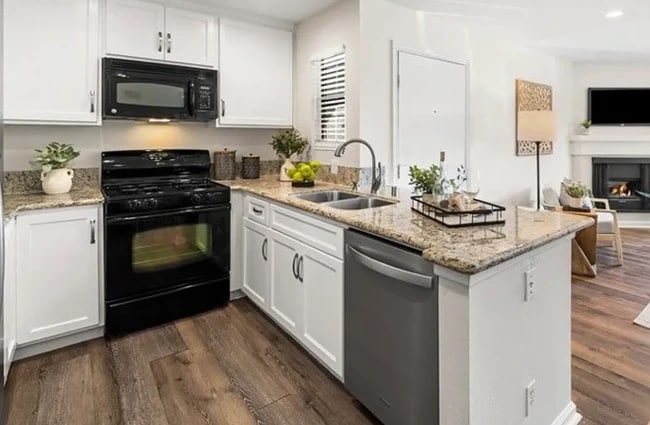 Photo - 19034 Rockwood Dr Unit 19034 Rockwood Drive